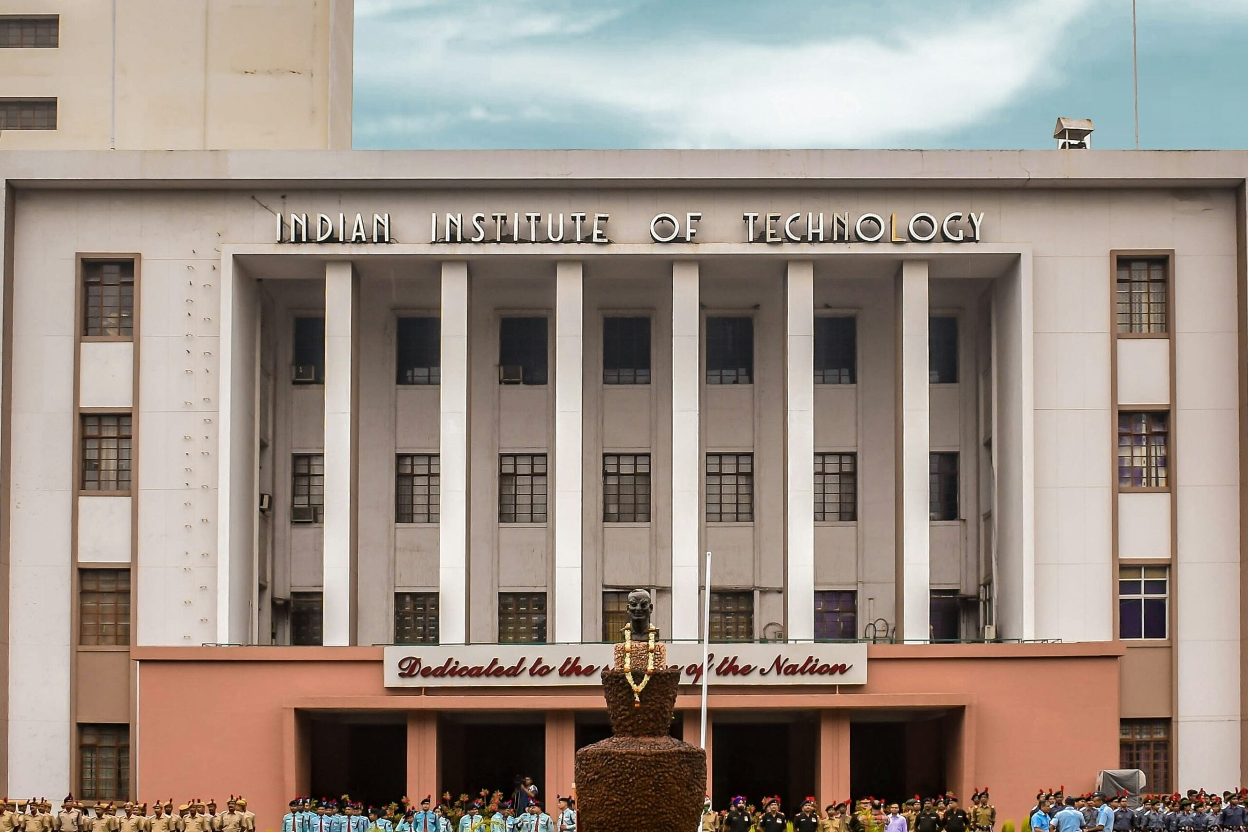 IIT image showing full front view